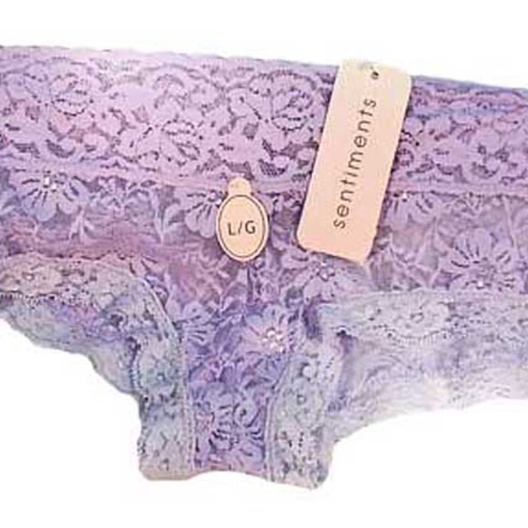 PANTIES, LADIES LARGE, LILAC, BIKINI ALL LACE, STRETCHY, 5% SPANDEX, SIDES 4 3/4 - Picture 1 of 3